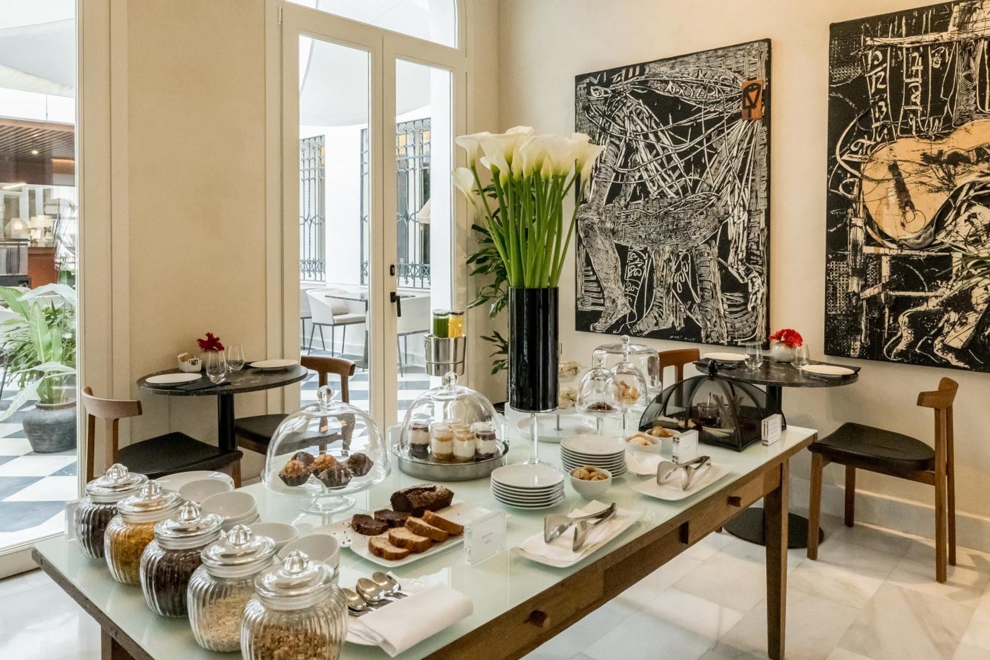 Mercer Plaza Sevilla 5 Gl 外观 照片